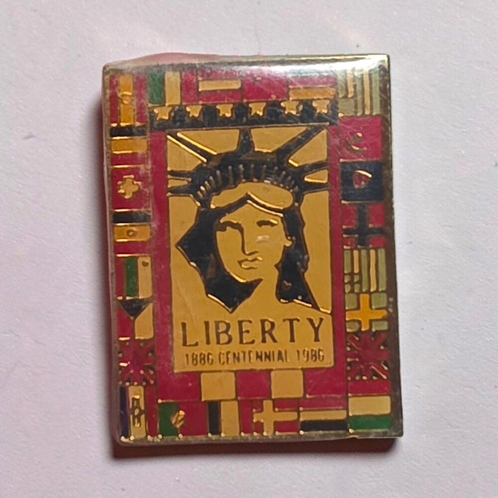 Vintage Statue of Liberty Centennial Enamel Lapel Pin Weingeroff Flag Border NIP
